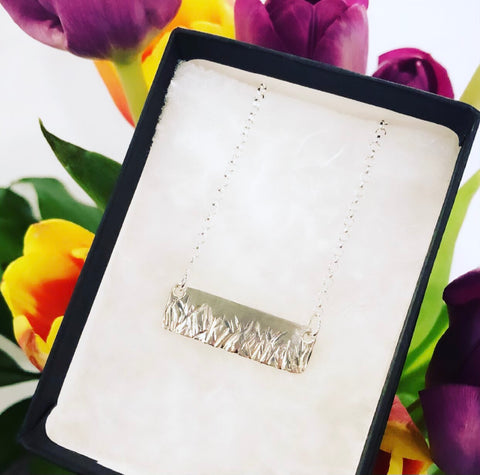 Grounded Pendant